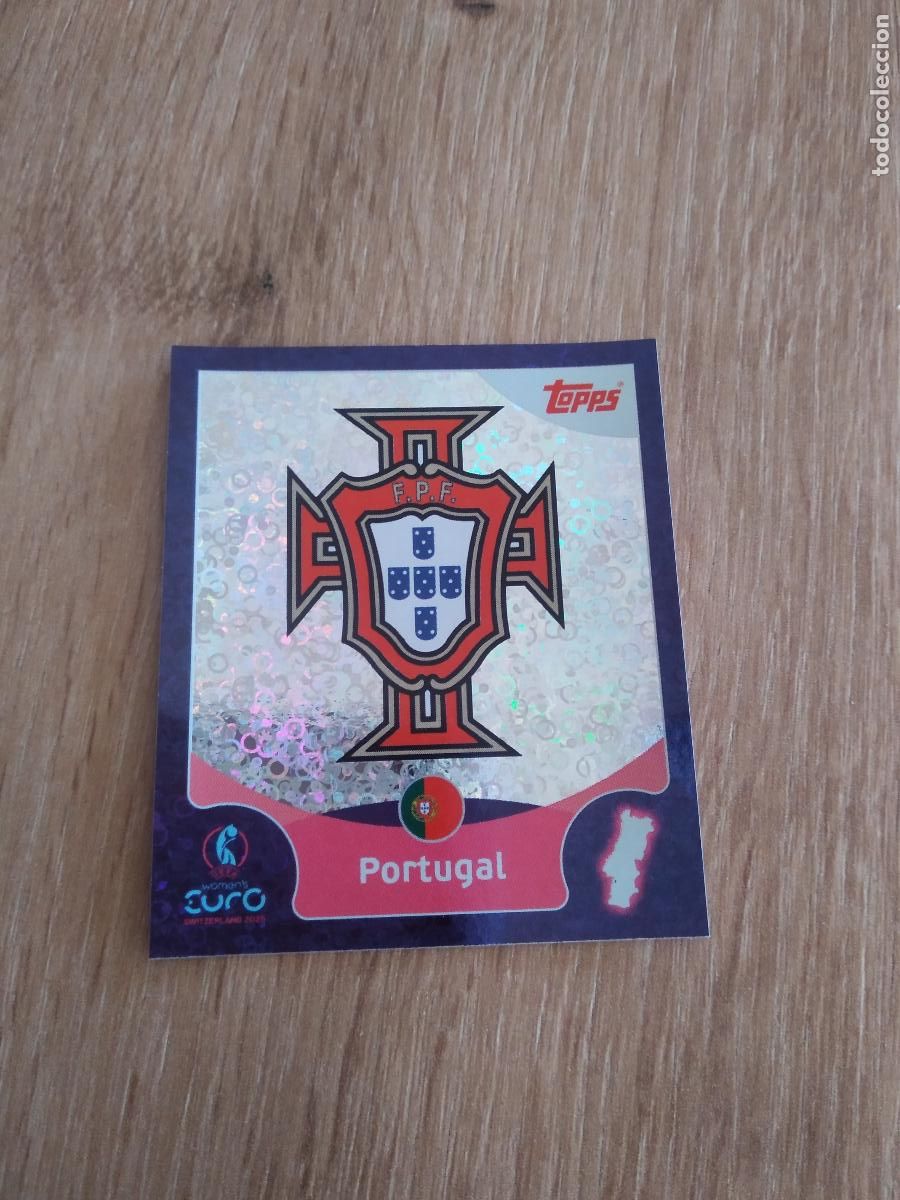 Fu&szlig;ball-Sticker: 18 PORTUGAL ESCUDO CROMO TOPPS EURO FEMENINA 2025 EUROCOPA FUTBOL FEMENINO UEFA WOMEN'S EURO
