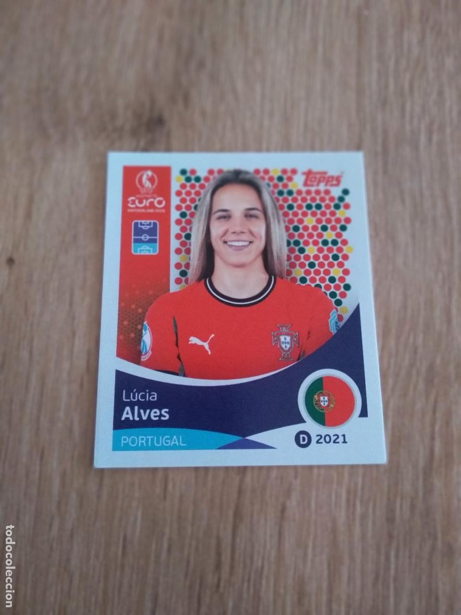 Cartes &agrave; collectionner de Football: 114 LUCIA ALVES PORTUGAL CROMO TOPPS EURO FEMENINA 2025 EUROCOPA FUTBOL FEMENINO UEFA WOMEN'S