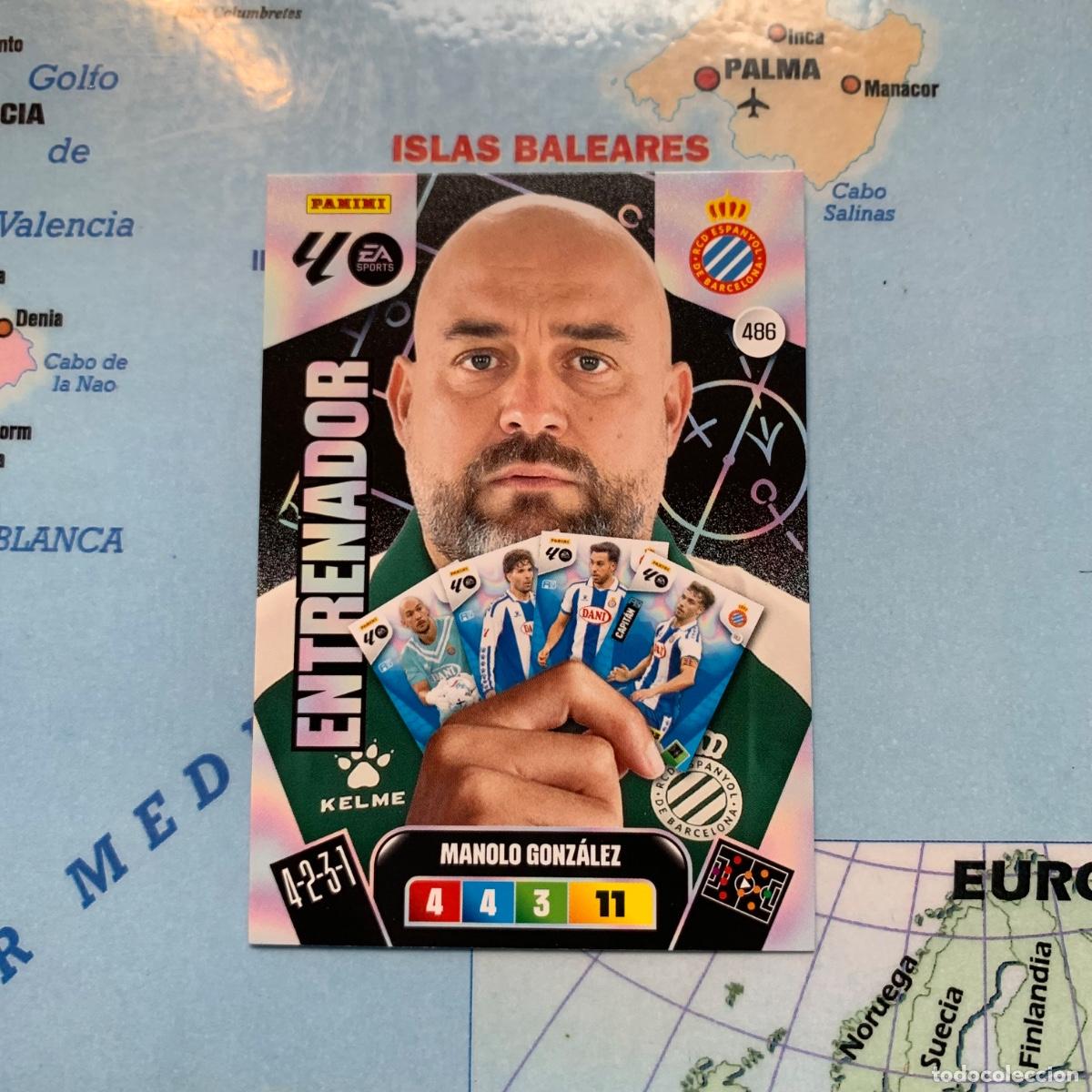 Cromos de f&uacute;tbol: Manolo Gonz&aacute;lez entrenador n&uacute;mero 486 del Espa&ntilde;ol cromo adrenalyn XL 25-26 2025-2026