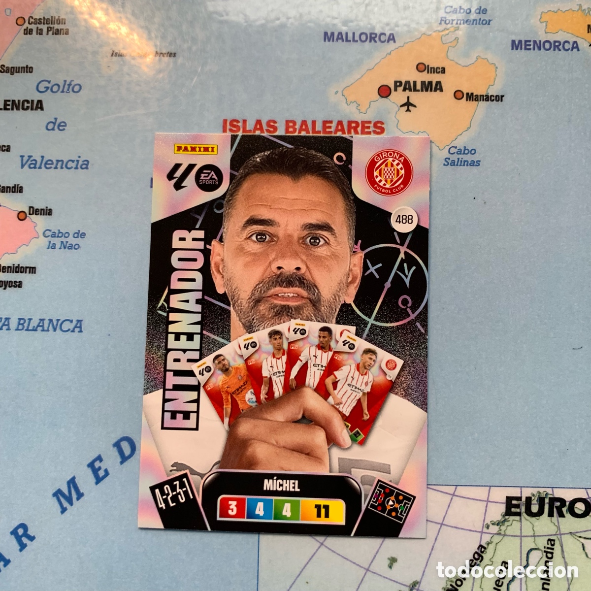 Cromos de f&uacute;tbol: Michel entrenador n&uacute;mero 488 del Girona cromo adrenalyn XL 25-26 2025-2026