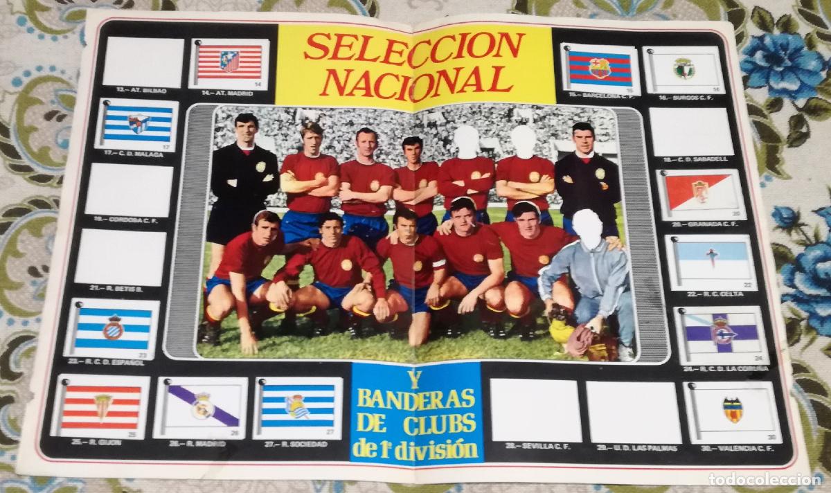 Cromos de F&uacute;tbol: Poster central del album de futbol Campeonato de Liga 1971-72, FHER - Contiene 22 cromos