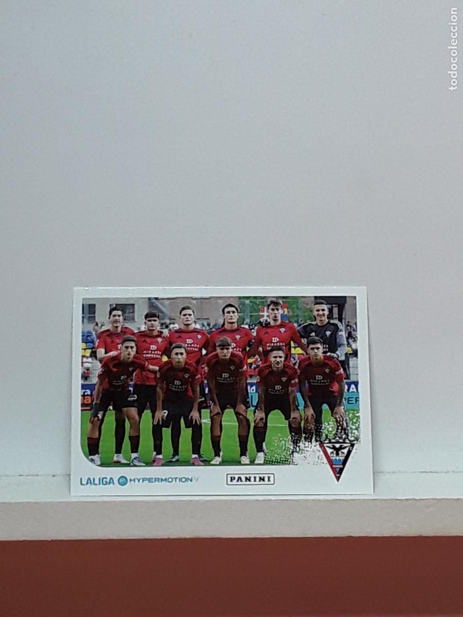 Figurine di Calcio: LALIGA HYPERMOTION 2025 2026 25 26 ALBUM PANINI LIGA N 307 MIRANDES ALINEACION EQUIPO