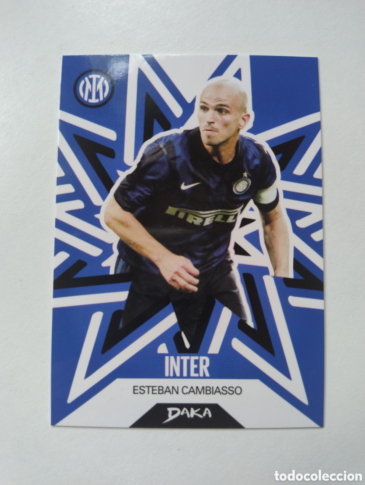 Cromos de F&uacute;tbol: KE 16 - Cambiasso - Inter de Mil&aacute;n - Daka 2025