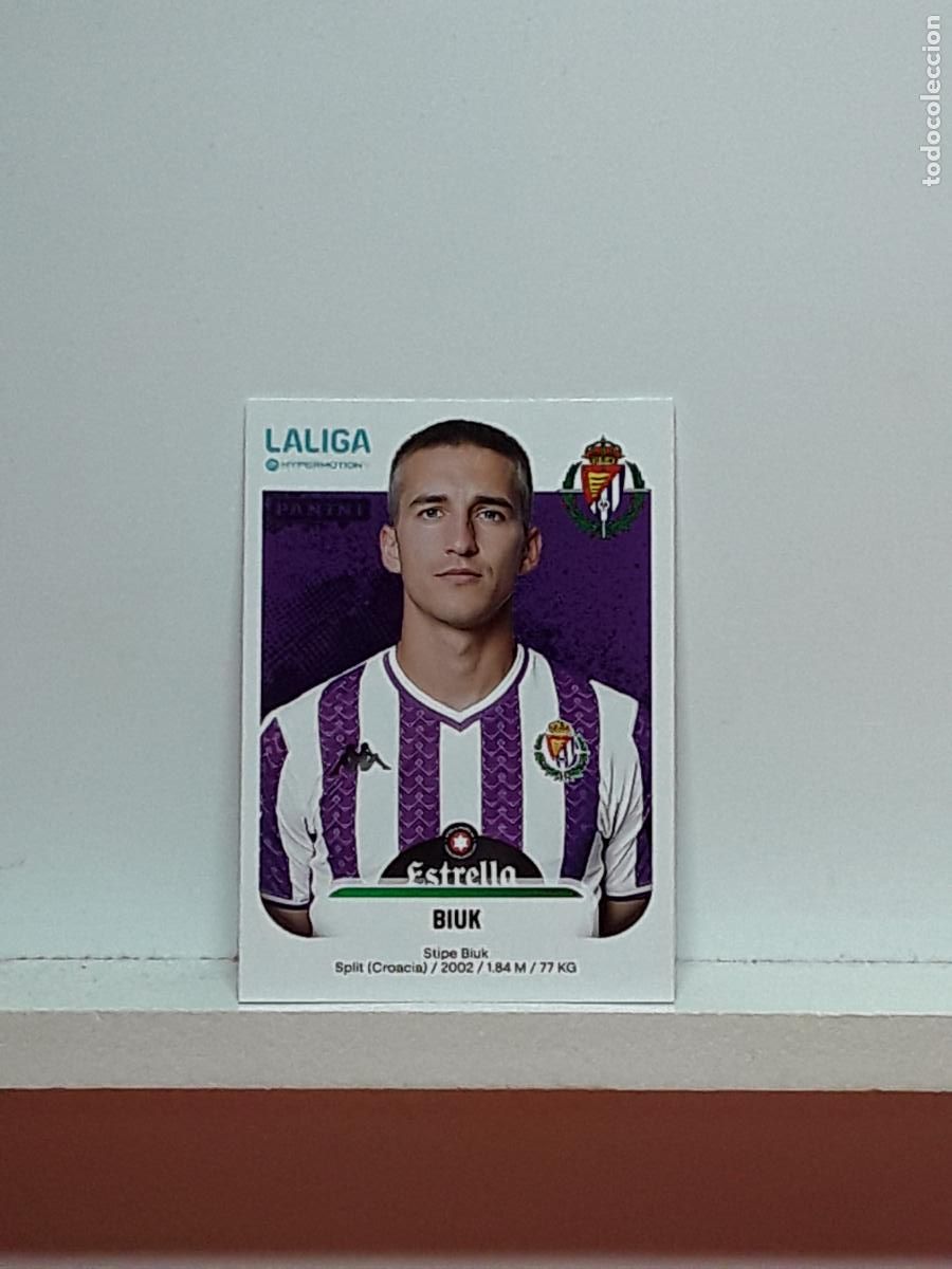 Cartes &agrave; collectionner de Football: LALIGA HYPERMOTION 2025 2026 25 26 ALBUM PANINI LIGA N 397 VALLADOLID BIUK STIPE