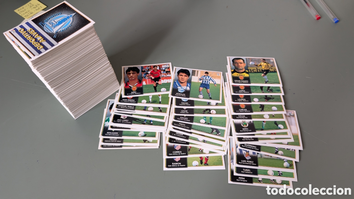 Cromos de F&uacute;tbol: LOTE 460 CROMOS DIFERENTES LIGA ESTE 1998/99 98 99 CON 13 FICHAJES Y 24 COLOCAS NUNCA PEGADOS