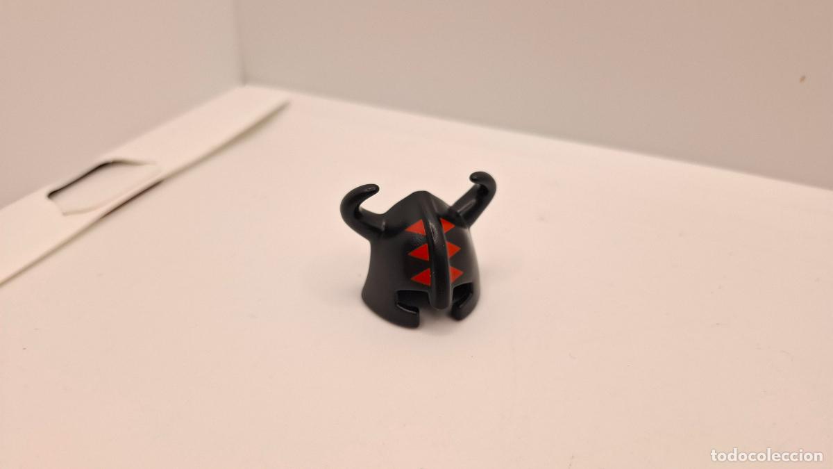 Cartes &agrave; collectionner de Football: PLAYMOBIL CASCO MEDIEVAL VIKINGO GUERRERO INDIO