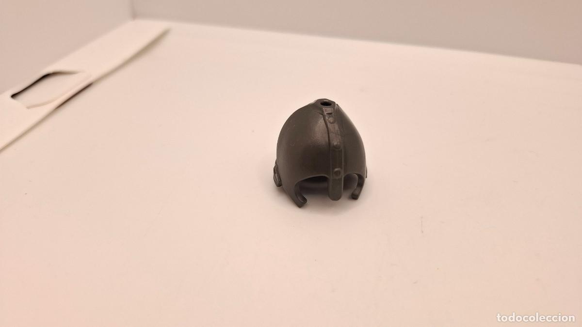 Fu&szlig;ball-Sticker: PLAYMOBIL CASCO MEDIEVAL VIKINGO GUERRERO INDIO