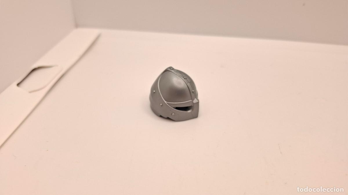 Fu&szlig;ball-Sticker: PLAYMOBIL CASCO MEDIEVAL VIKINGO GUERRERO INDIO