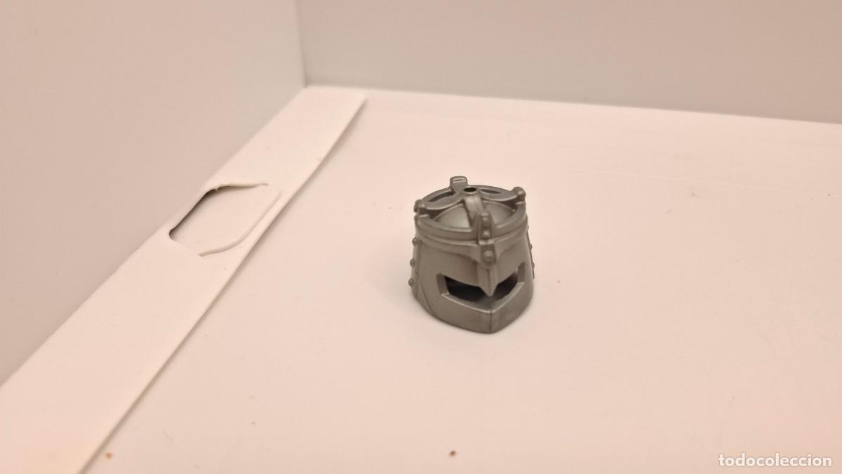 Cartes &agrave; collectionner de Football: PLAYMOBIL CASCO MEDIEVAL VIKINGO GUERRERO INDIO