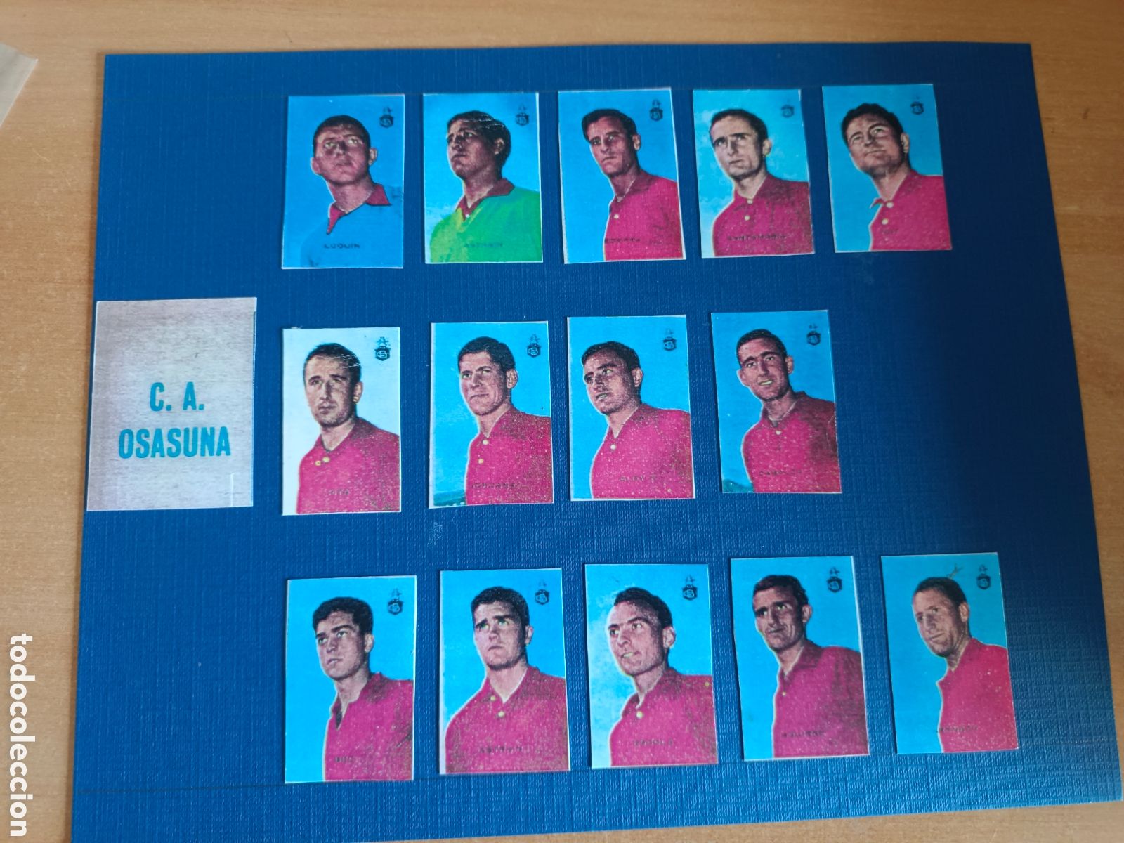 Cromos de F&uacute;tbol: LAMINA FASCIMIL CHOBIL 1966 OSASUNA CON 14 CROMOS