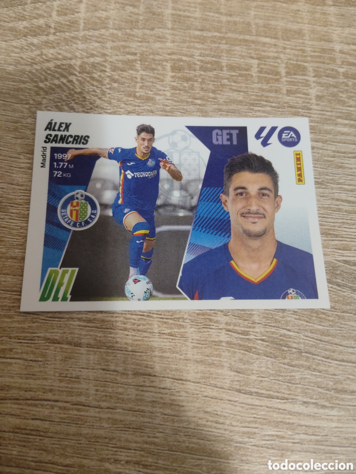Cromos de F&uacute;tbol: &Aacute;lex Sancris coloca Elche liga 2025 2026 25 26 ediciones este