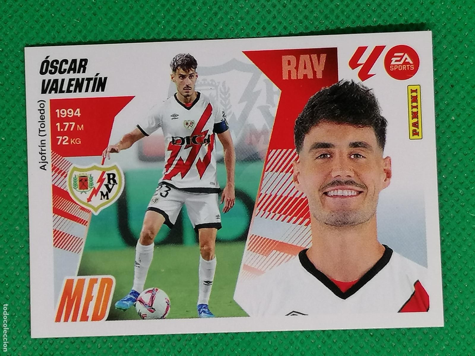 Fu&szlig;ball-Sticker: 12 OSCAR VALENTIN RAYO VALLECANO ⚽ PANINI LIGA ESTE 25 26 2025 2026 ⚽