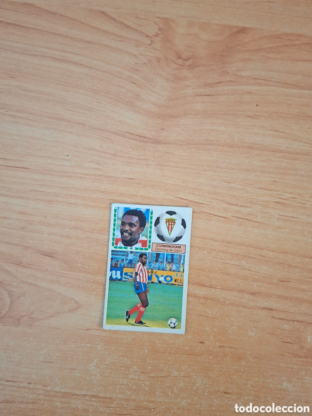 Cromos de F&uacute;tbol: Este 83 84 cunningham gijon coloca despegado ver fotos