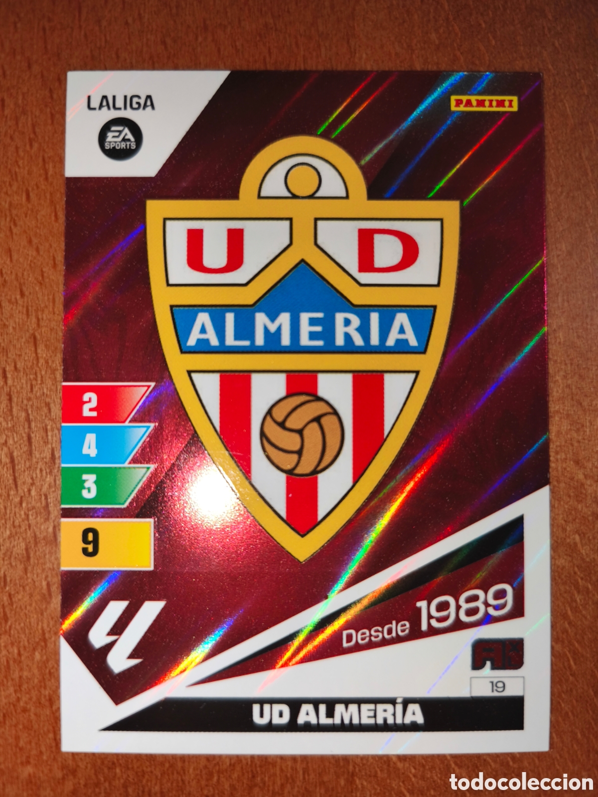 Football Stickers: Escudo UD Almer&iacute;a n&deg;19 Adrenalyn XL 23/24