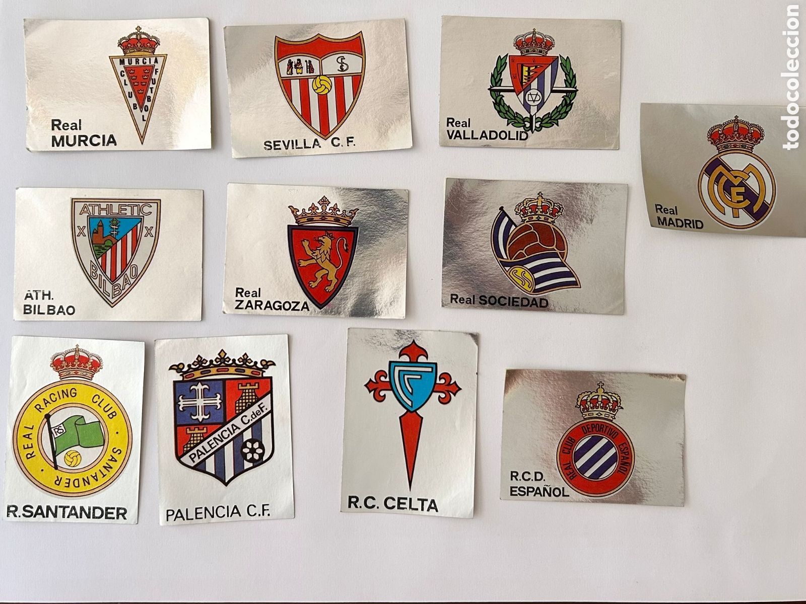 Cartes &agrave; collectionner de Football: 11 cromos Pegatinas escudo equipos de f&uacute;tbol liga espa&ntilde;ola 1983/84 Maga