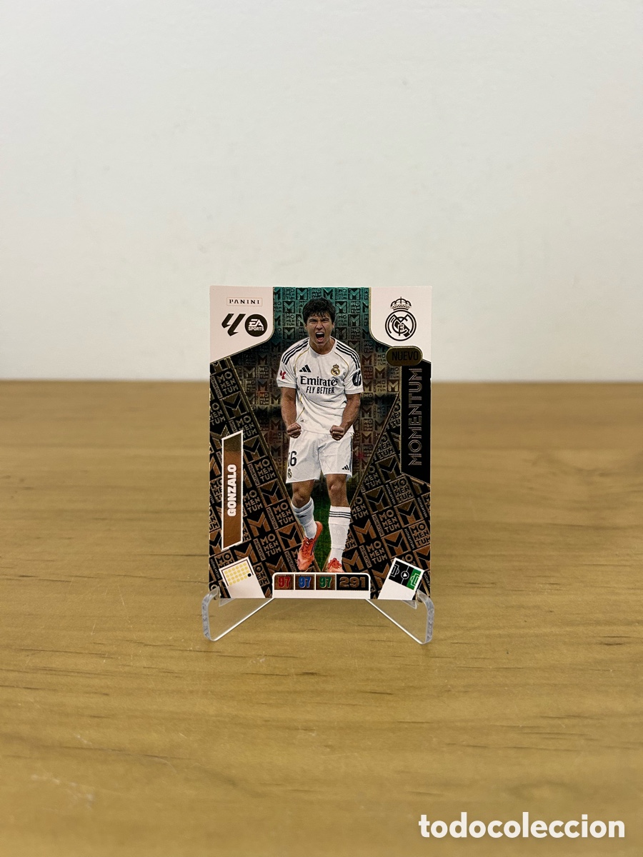 Cromos de Futebol: GONZALO GARC&Iacute;A NUEVA MOMENTUM ADRENALYN XL 2025/26