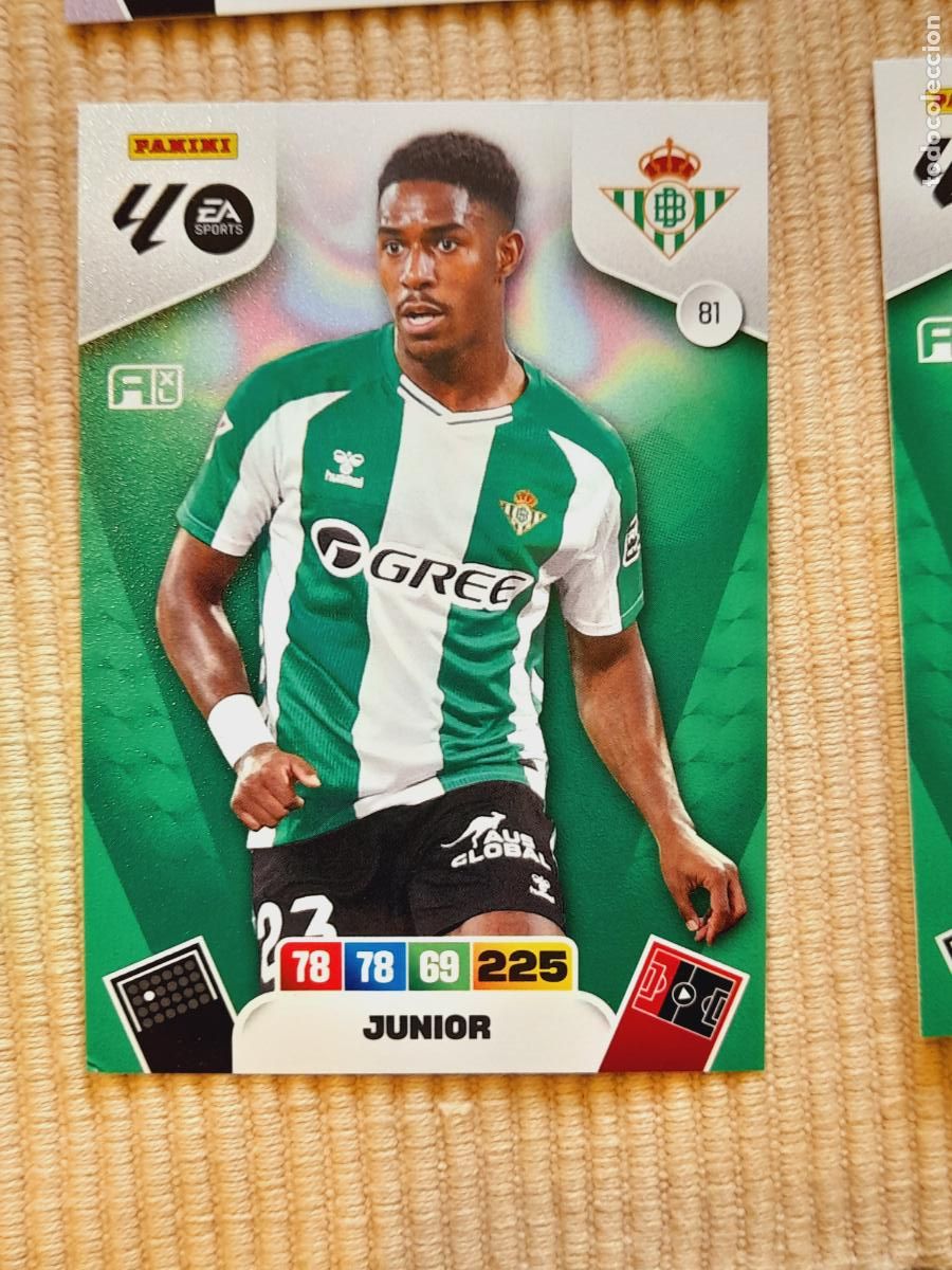 Fu&szlig;ball-Sticker: CAR 81 JUNIOR (REAL BETIS) LIGA 25-26 (2025 2026) ADRENALYN XL