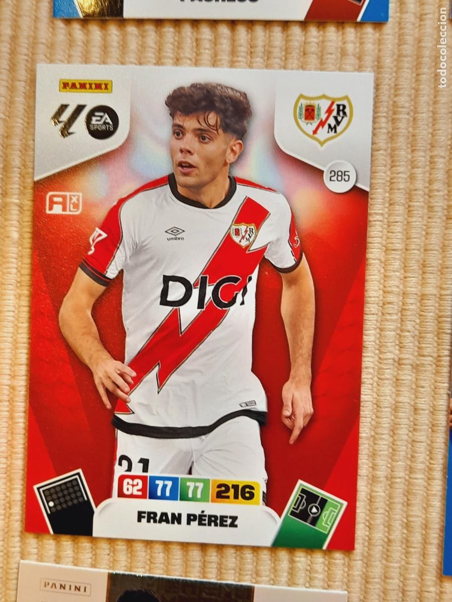 Fu&szlig;ball-Sticker: CARD 285 FRAN PEREZ (RAYO VALLECANO) LIGA 25-26 (2025 2026) ADRENALYN XL