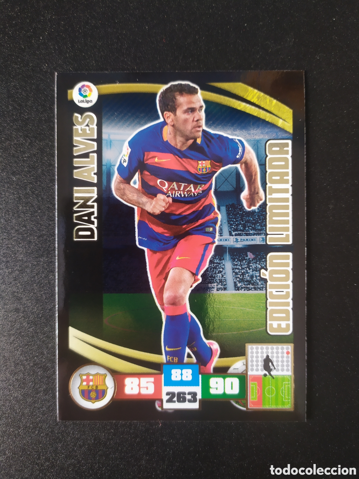 Football Stickers: Adrenalyn 2015 2016 15 16 panini Dani Alves edicion limitada Barcelona