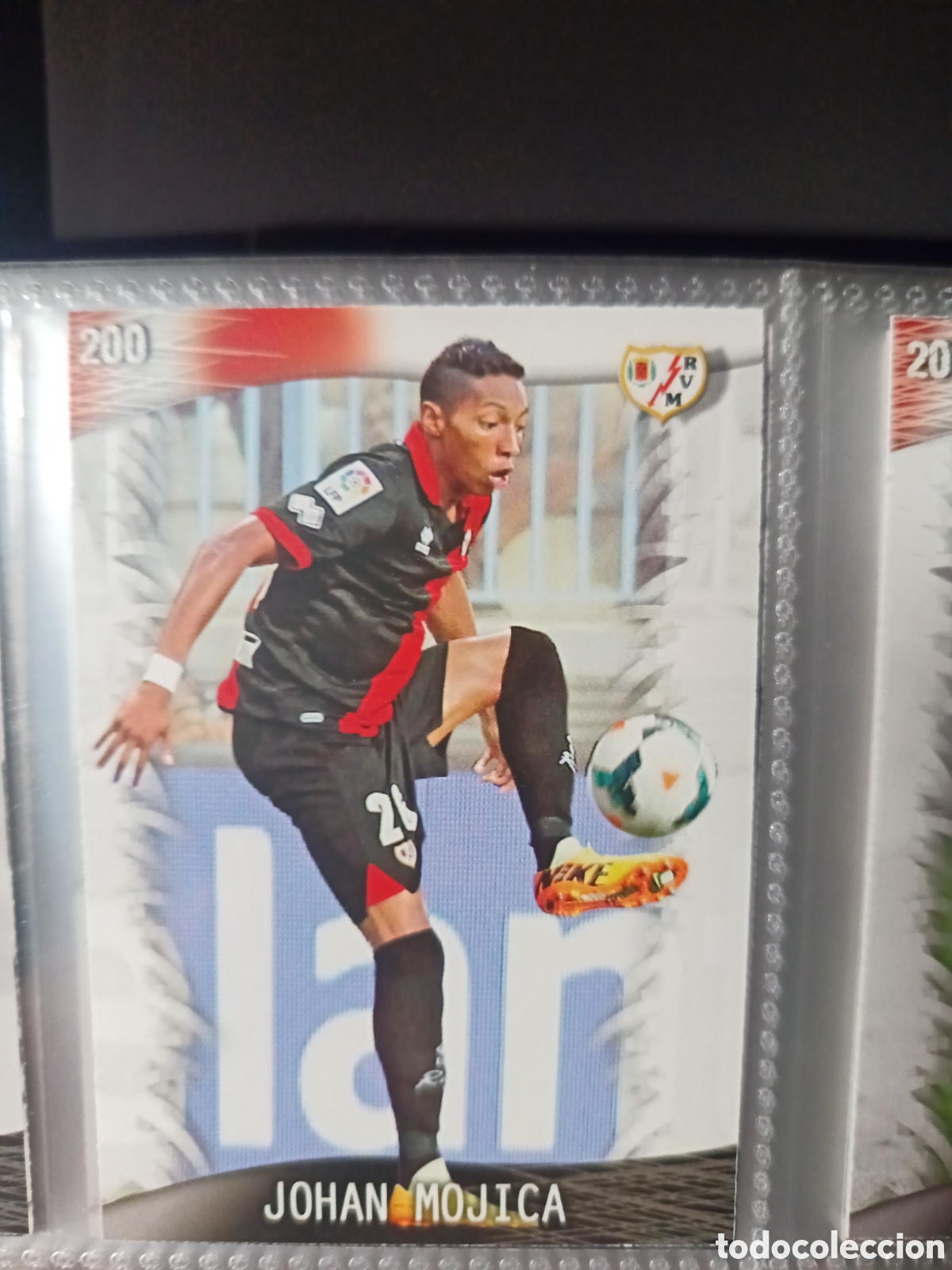 Football Stickers: 200 Johan mojica mundicromo Quiz Game 13/14