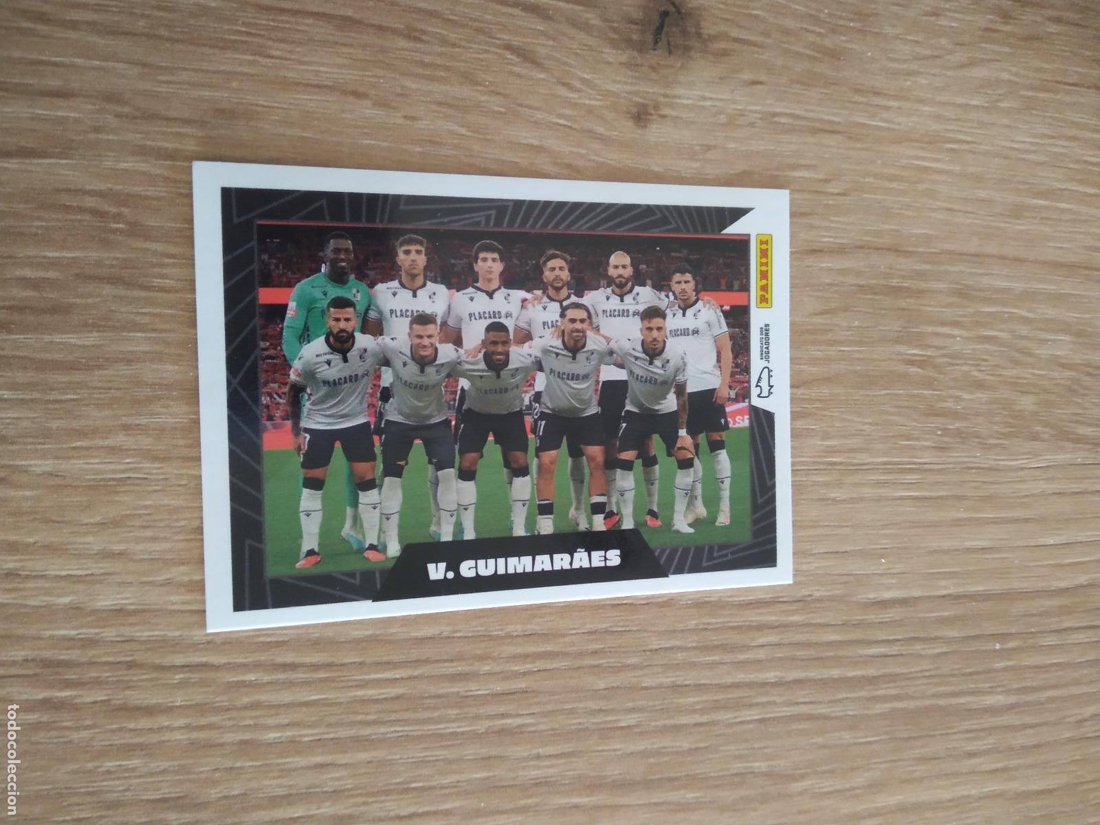 Cromos de F&uacute;tbol: 323 EQUIPO VITORIA GUIMARAES CROMO FUTBOL PANINI LIGA PORTUGAL 2023-2024 FUTEBOL 23-24