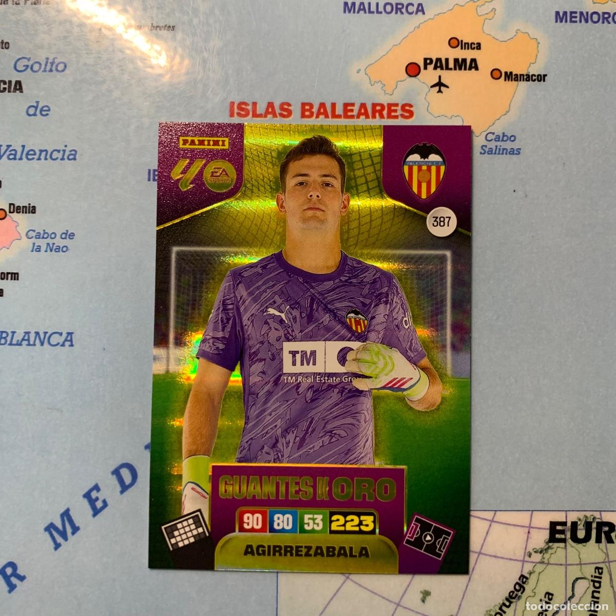 Football Stickers: Agirrezabala guantes de oro n&uacute;mero 387 del Valencia cromo adrenalyn XL 25-26 2025-2026