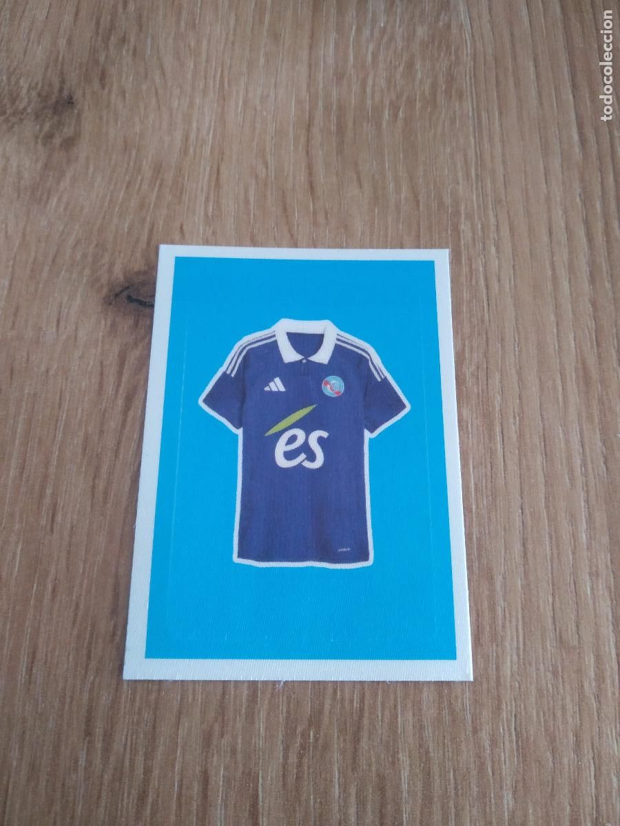 Cromos de F&uacute;tbol: 480 CAMISETA STRASBOURG CROMO FUTBOL PANINI LIGUE 1 FOOT 24-25 LIGA FRANCIA 2024-2025