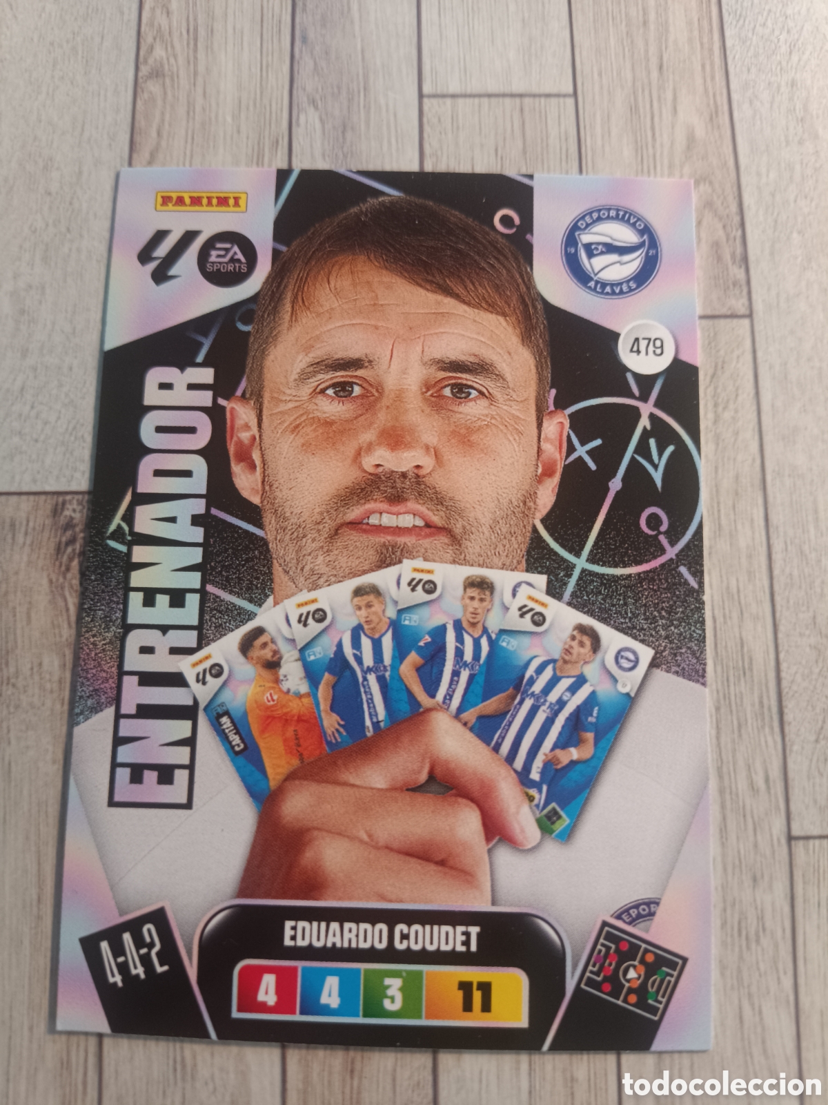 Cromos de F&uacute;tbol: 479 COUDET ENTRENADOR ALAVES ADRENALYN XL LIGA 2025 2026 PANINI 25 26