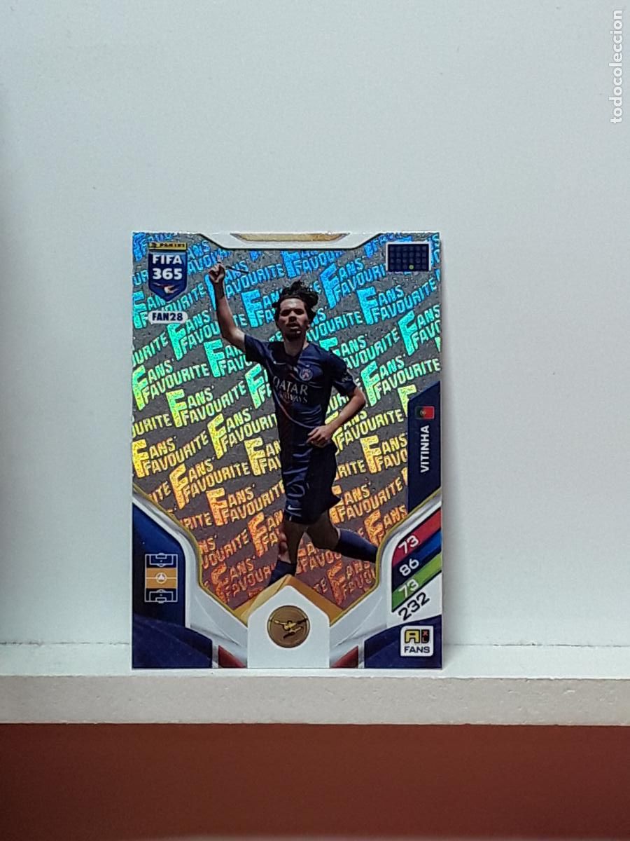 Football Stickers: FIFA 365 ADRENALYN 2025 2026 25 26 ALBUM PANINI LIGA N FAN28 FAN 28 PARIS SAINT-GERMAIN VITINHA