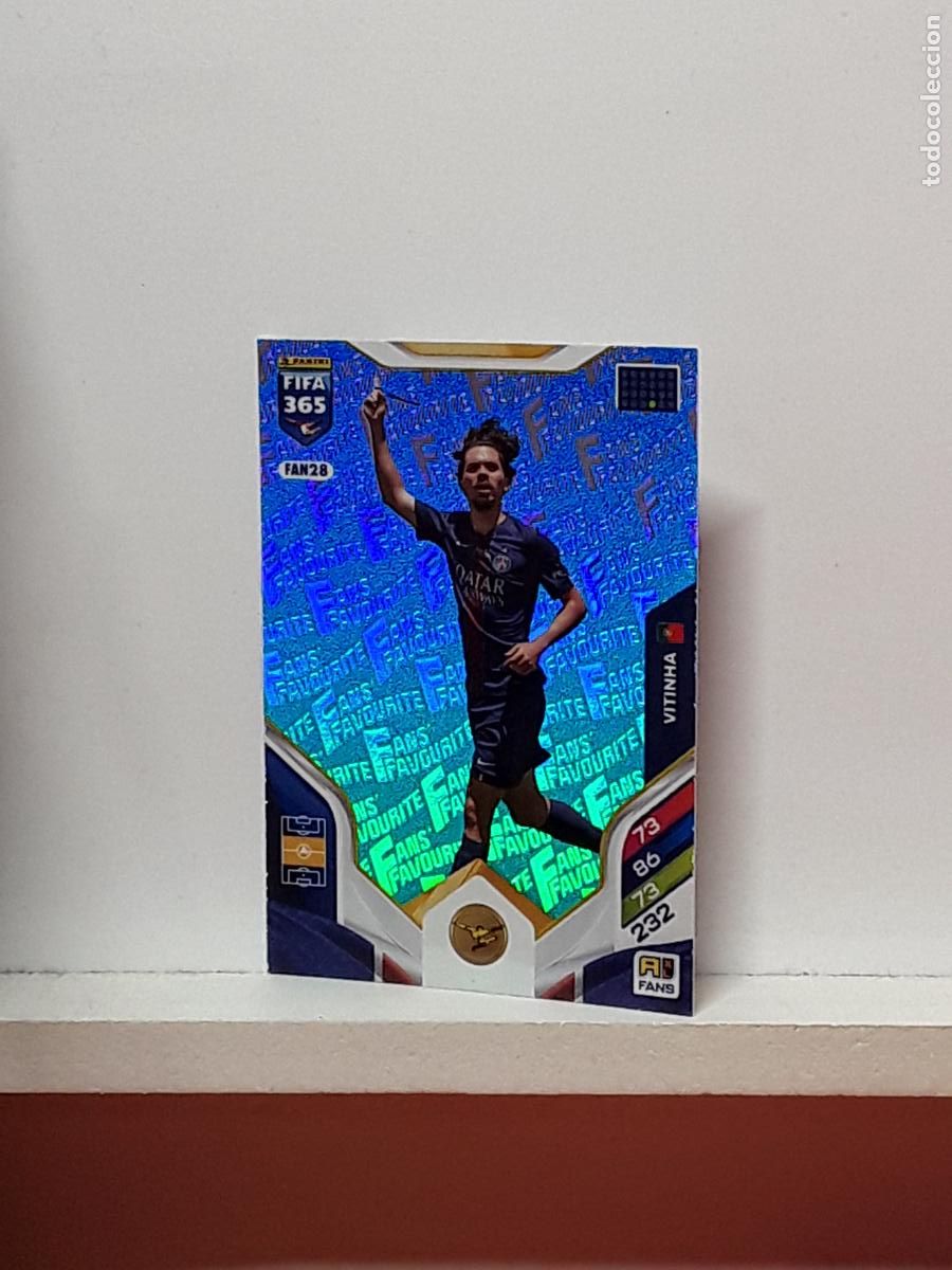 Football Stickers: FIFA 365 ADRENALYN 2025 2026 25 26 ALBUM PANINI LIGA N FAN28 FAN 28 PARIS SAINT-GERMAIN AZUL VITINHA