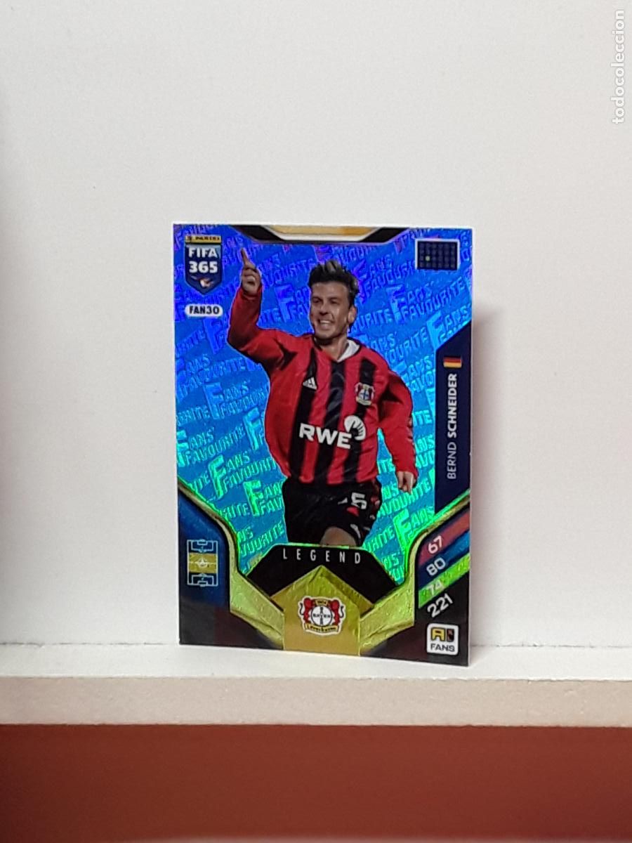 Cromos de F&uacute;tbol: FIFA 365 ADRENALYN 2025 2026 25 26 ALBUM PANINI LIGA N FAN30 FAN 30 BAYER LEVERKUSEN AZUL SCHNEIDER
