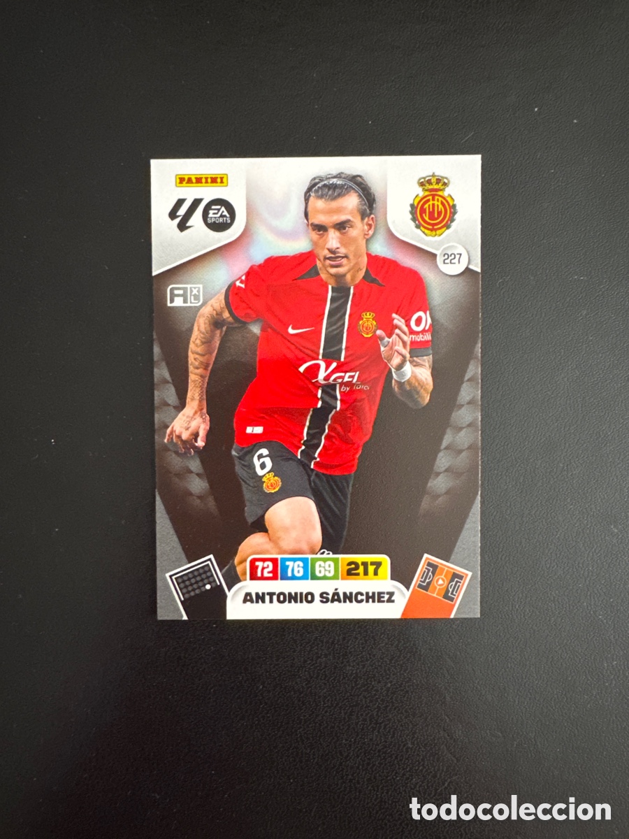 Football Stickers: ANTONIO S&Aacute;NCHEZ MALLORCA N&Uacute;MERO 227 ADRENALYN 2025 2026