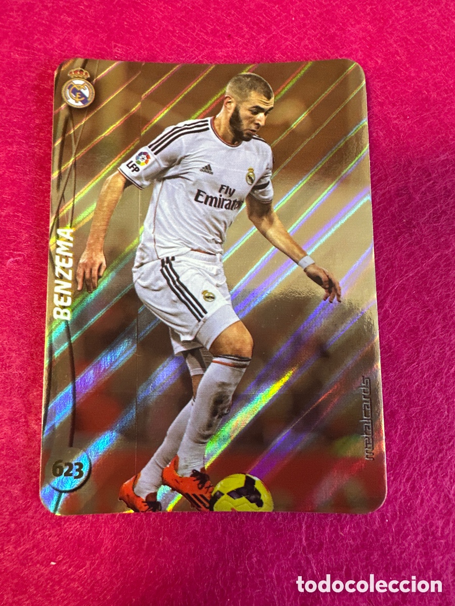 Fu&szlig;ball-Sticker: 623 BENZEMA (R.MADRID) TOP VERSI&Oacute;N DIAGONALES MUNDICROMO 2015 14 15 METALCARD