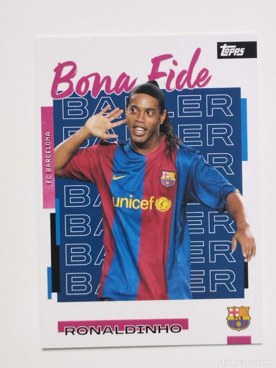 Cromos de F&uacute;tbol: CROMO CARD FIFA SCORE SOCCER 2025 TOPPS BONA FIDE RONALDINHO 25 BARCELONA