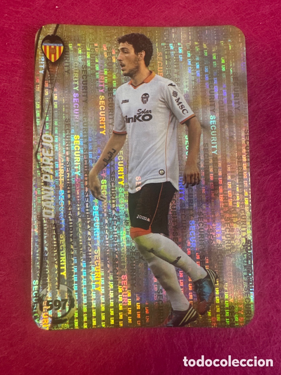 Fu&szlig;ball-Sticker: 576 OTAMENDI (VALENCIA) TOP VERSI&Oacute;N SECURITY MUNDICROMO 2015 14 15 METALCARD