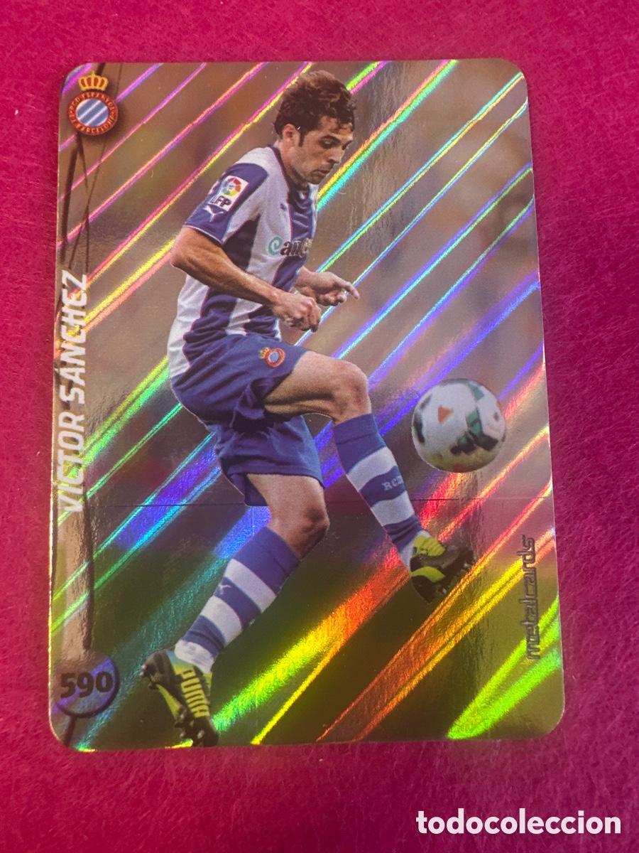 Cromos de Futebol: 590 V&Iacute;CTOR S&Aacute;NCHEZ (ESPANYOL) TOP VERSI&Oacute;N DIAGONALES MUNDICROMO 2015 14 15 METALCARD