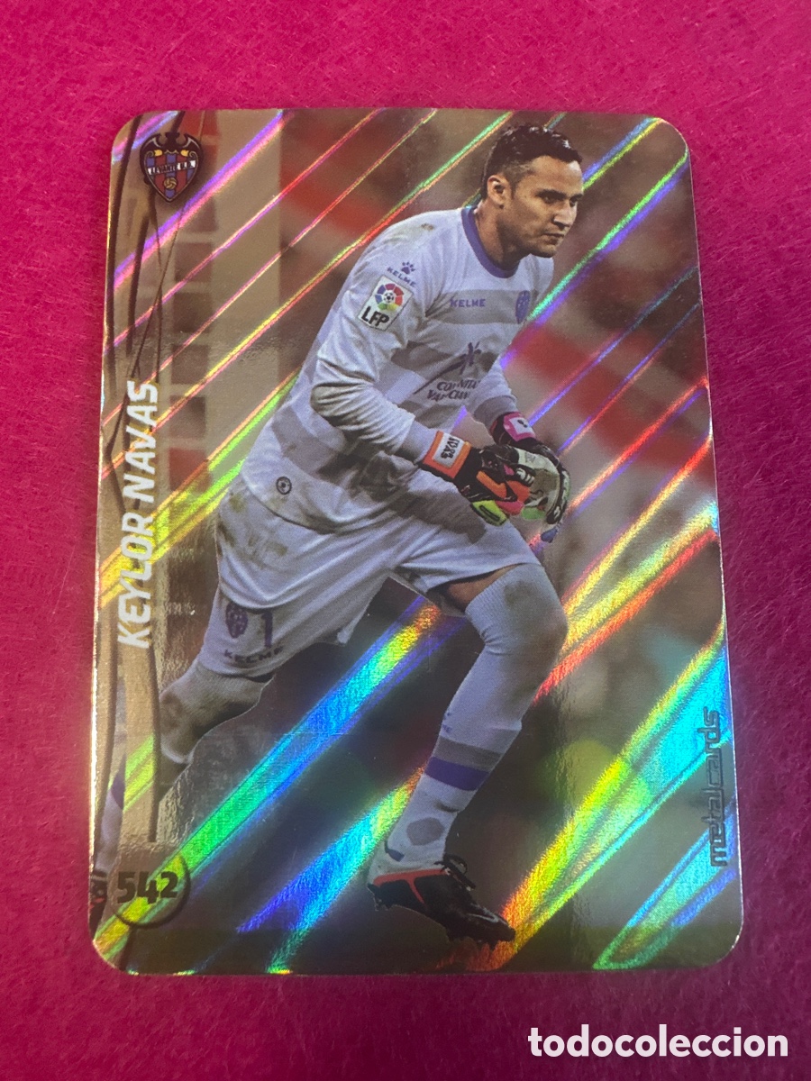 Cromos de Futebol: 542 KEYLOR NAVAS (LEVANTE) TOP VERSI&Oacute;N DIAGONALES MUNDICROMO 2015 14 15 METALCARD