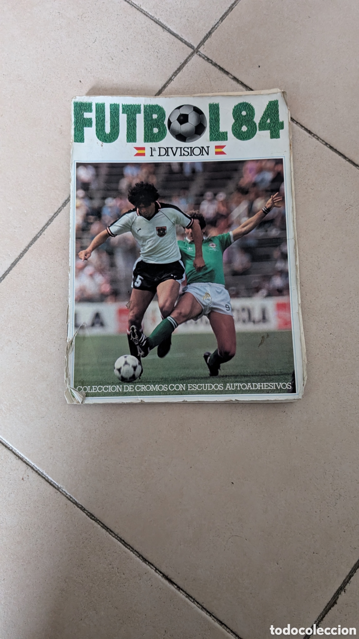 Cromos de F&uacute;tbol: ALBUM VACIO CROMOS CANO LIGA 1983/84 83 84 SE LE HAN DESPEGADO LOS CROMOS REGULAR ESTADO