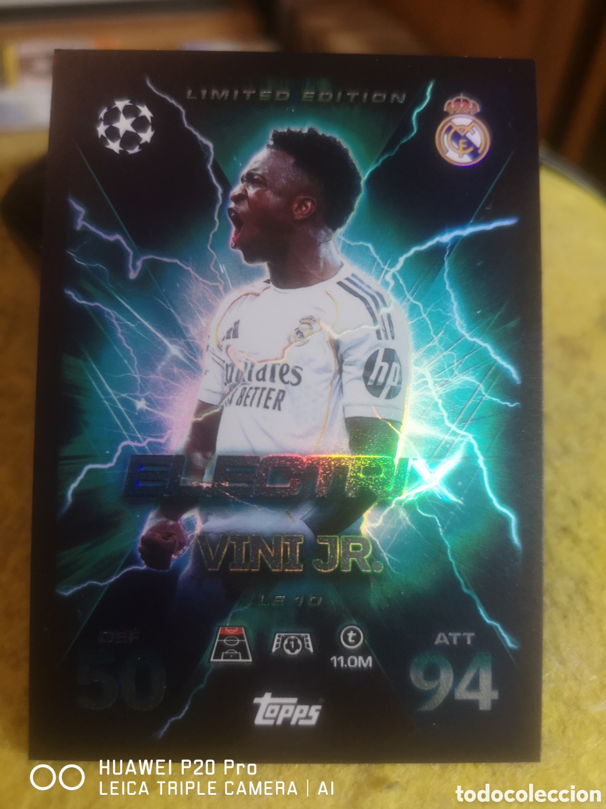 Cromos de F&uacute;tbol: LE 10 VINICIUS EDICI&Oacute;N LIMITADA ELECTRIX MATCH ATTAX EXTRA 2025 2026 REAL MADRID
