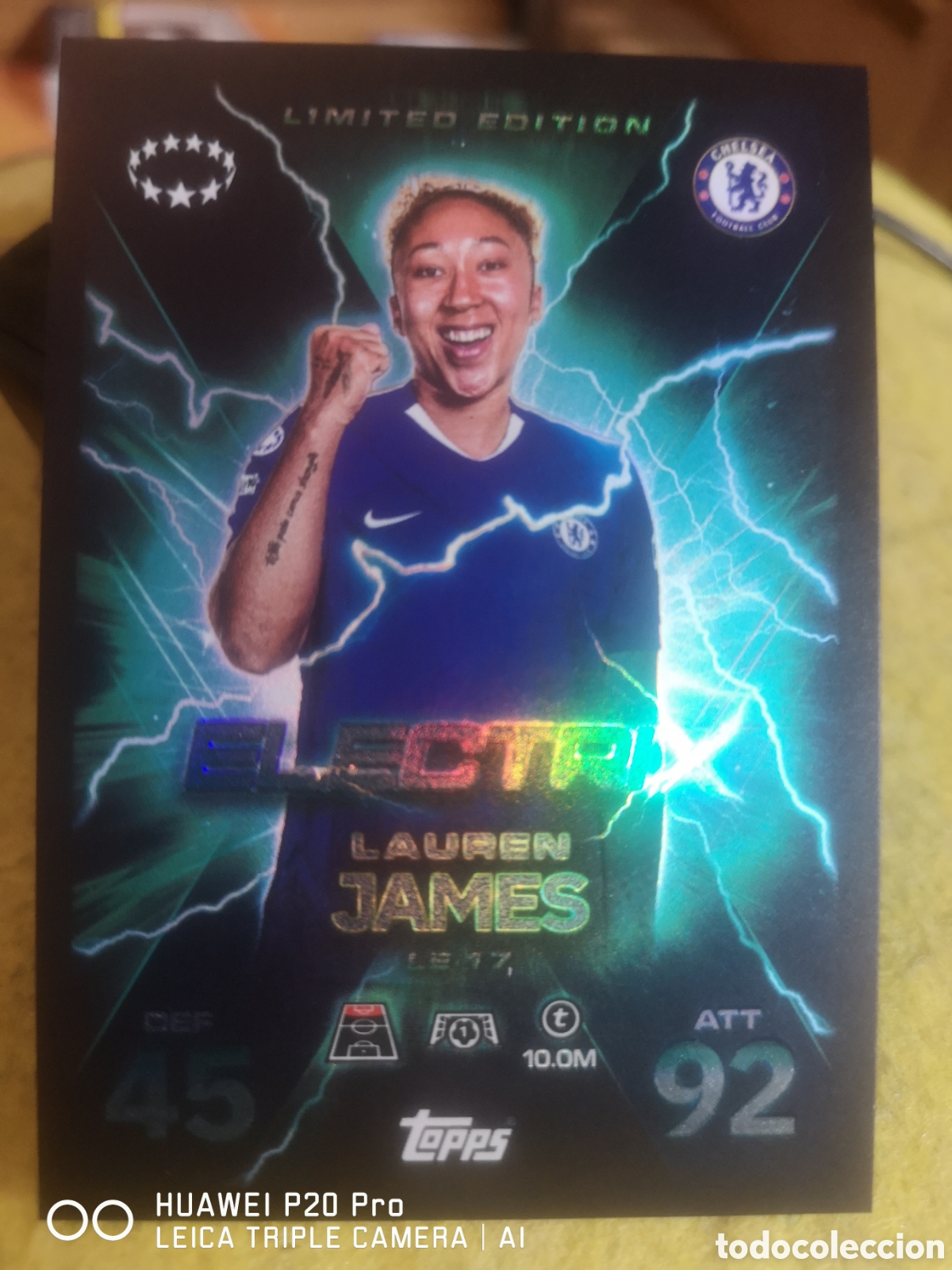 Cromos de F&uacute;tbol: LE 17 LAUREN JAMES EDICI&Oacute;N LIMITADA ELECTRIX MATCH ATTAX EXTRA 2025 2026 CHELSEA WOMAN&acute;S