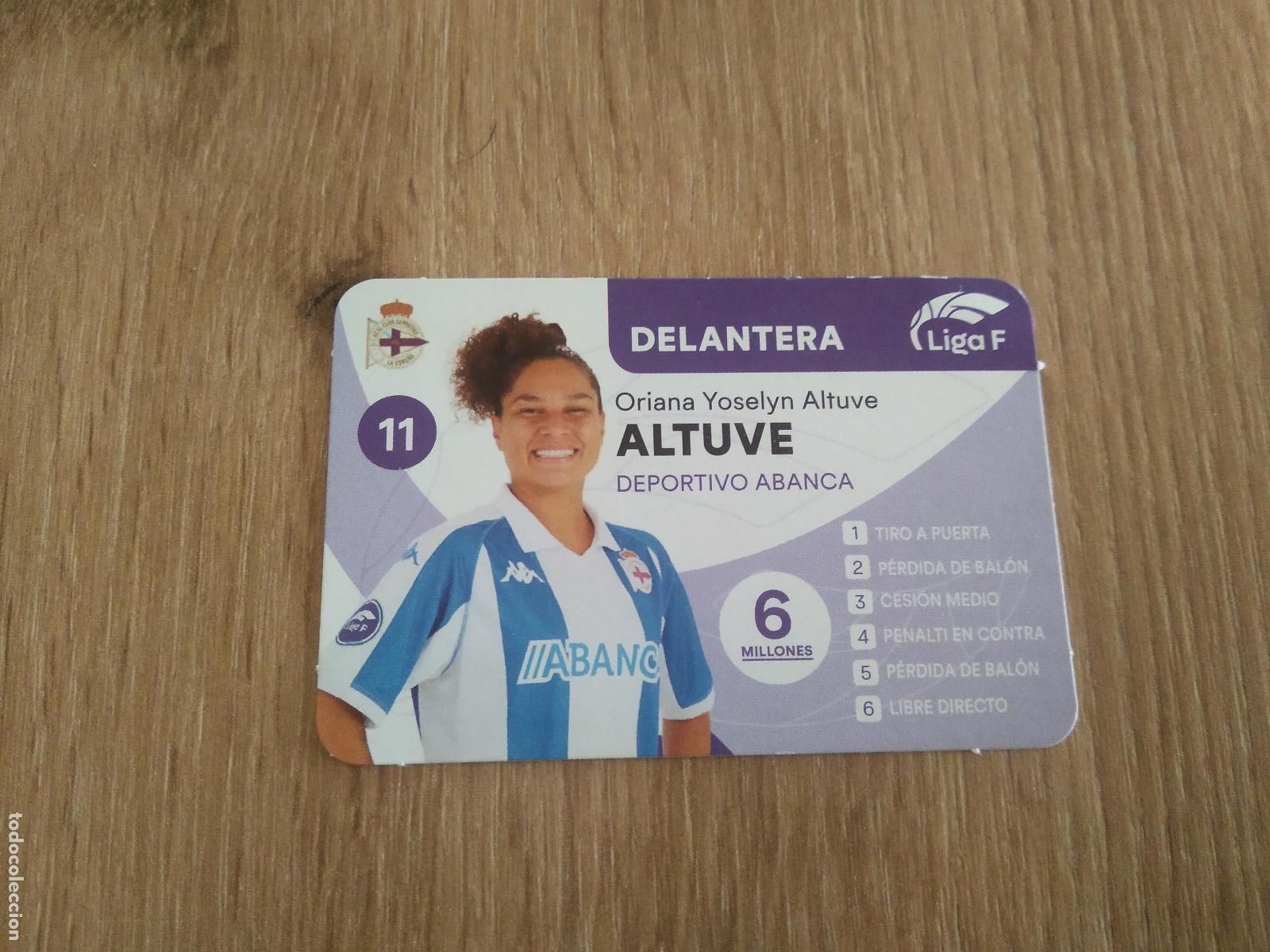 Cartes &agrave; collectionner de Football: ORIANA YOSELYN ALTUVE DEPORTIVO CORU&Ntilde;A CROMO FUTBOL FEMENINO 24-25 JUEGO DE LA LIGA F 2024-2025