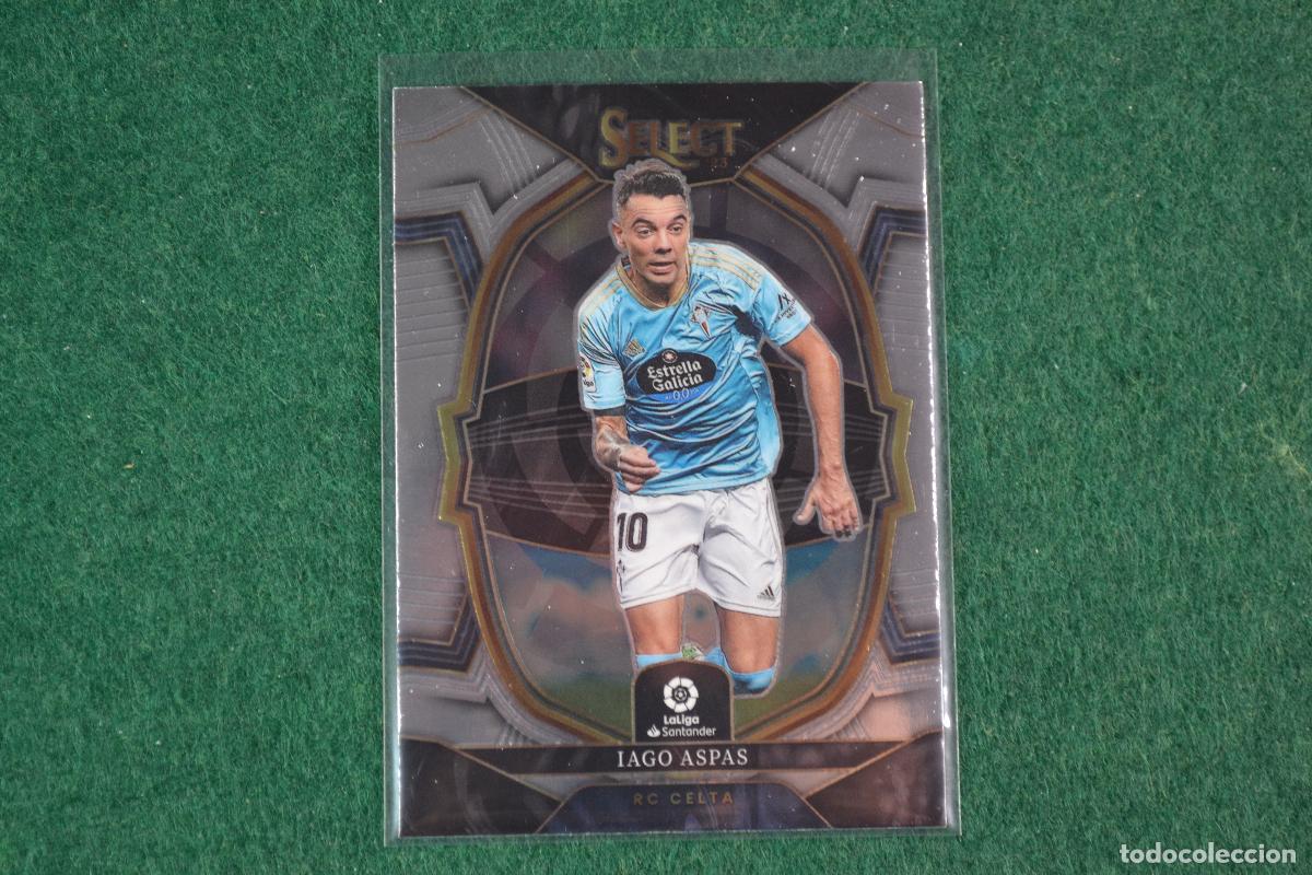 Cartes &agrave; collectionner de Football: PANINI SELECT LA LIGA 2022-23 - 54 IAGO ASPAS (CELTA DE VIGO)