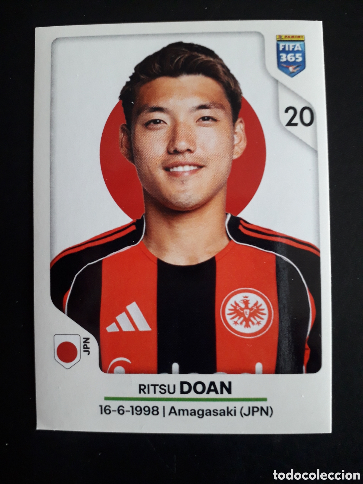 Cartes &agrave; collectionner de Football: DOAN EINTRACHT FRANKFURT, N&deg; 204 FIFA 365 PANINI STICKER 2026 PEDIDO M&Iacute;NIMO 3&euro;