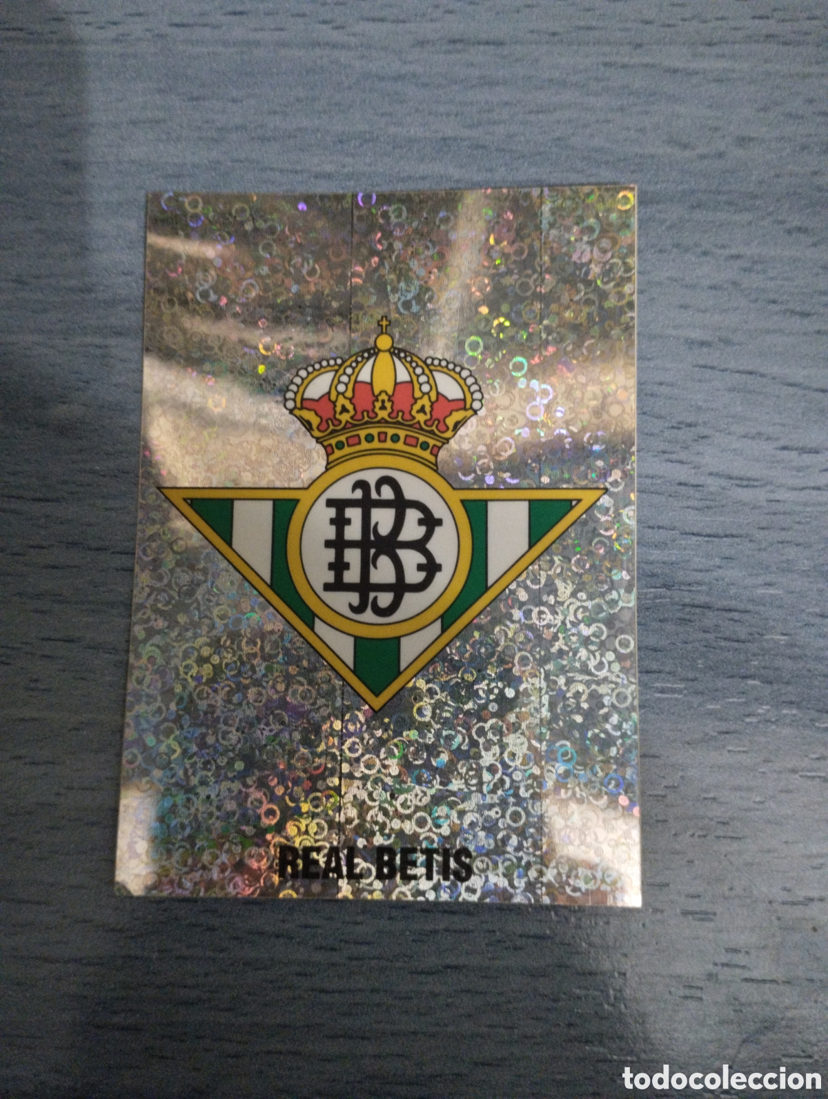 Cromos de F&uacute;tbol: Cromo Panini liga 95 96 escudo Betis sin pegar
