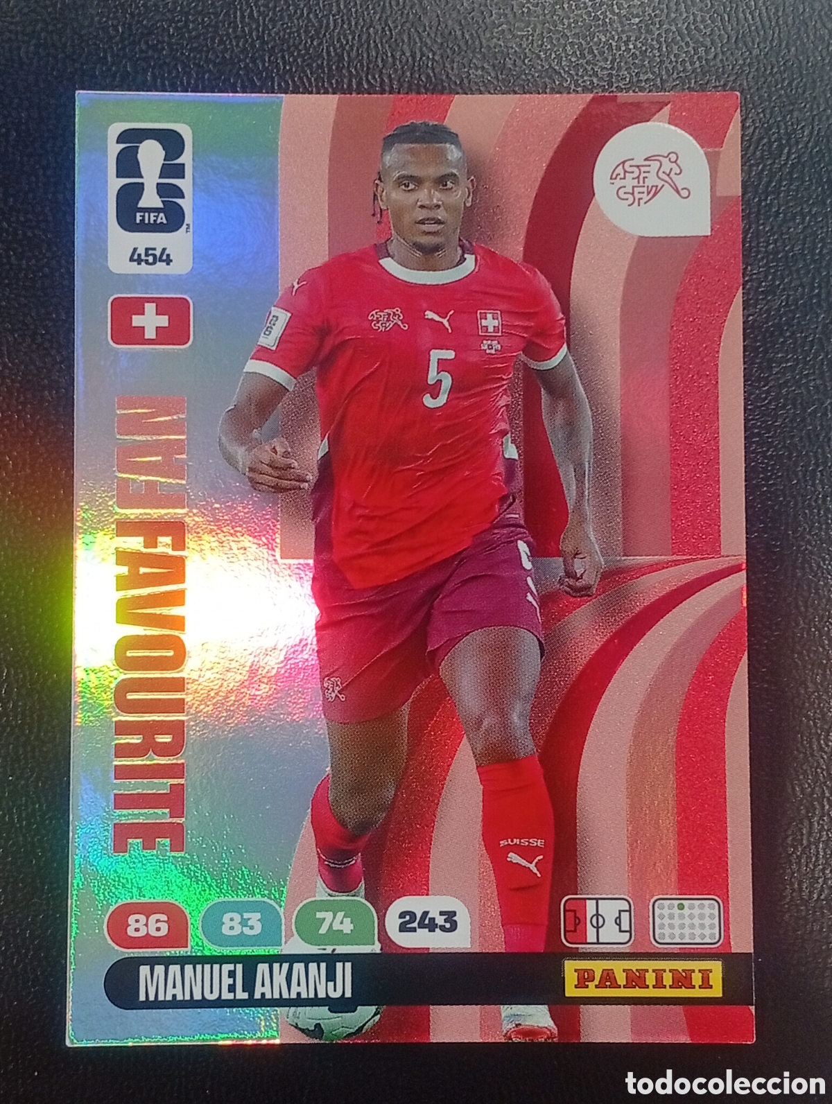 Cromos de F&uacute;tbol: 454 fan favourite AKANJI SUIZA ADRENALYN XL WORLD CUP 2026 CARD PANINI MUNDIAL TOPPS
