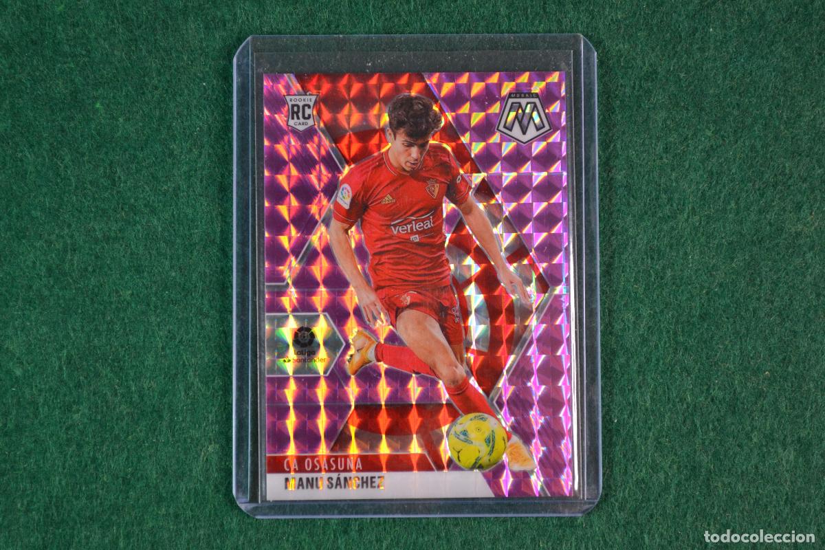 Fu&szlig;ball-Sticker: PANINI MOSAIC LA LIGA 2020-21 - 20 MANU SANCHEZ (OSASUNA) PARALELA PURPLE NUMERADA 20/49