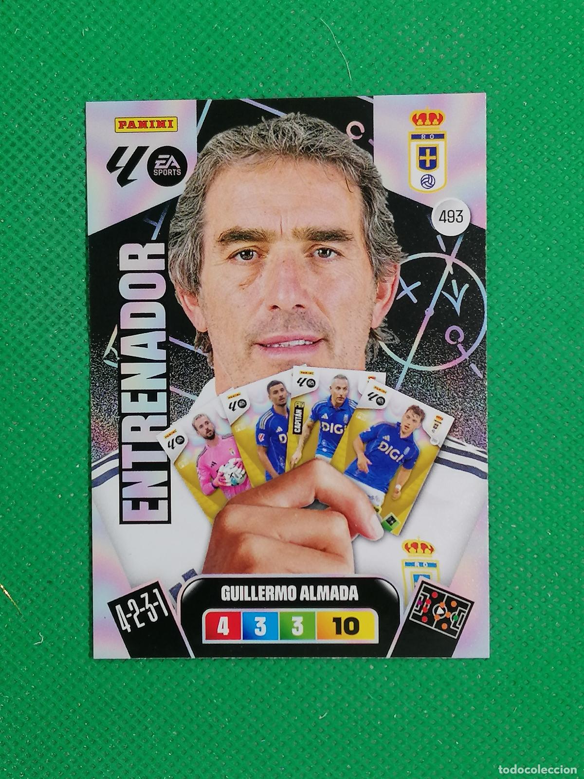 Fu&szlig;ball-Sticker: 493 GUILLERMO ALMADA OVIEDO ENTRENADOR ⚽ LIGA ADRENALYN XL 2025 2026 25 26 ⚽