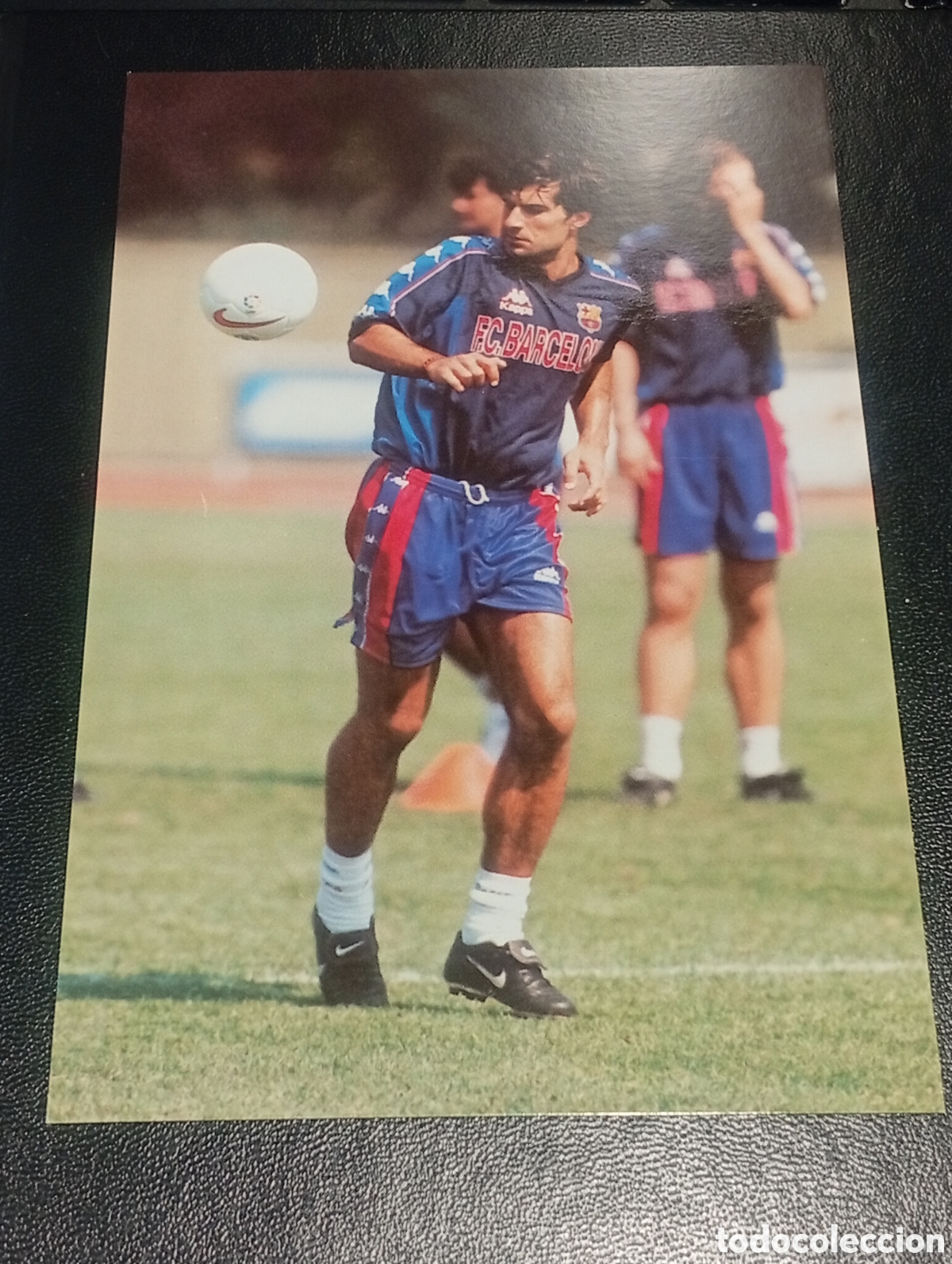 Cromos de F&uacute;tbol: foto POSTAL OFICIAL LUIS FIGO FUTBOL BARCELONA A&Ntilde;OS 90 FOTOGRAF&Iacute;A no CARD TOPPS MUNDICROMO PORTUGAL
