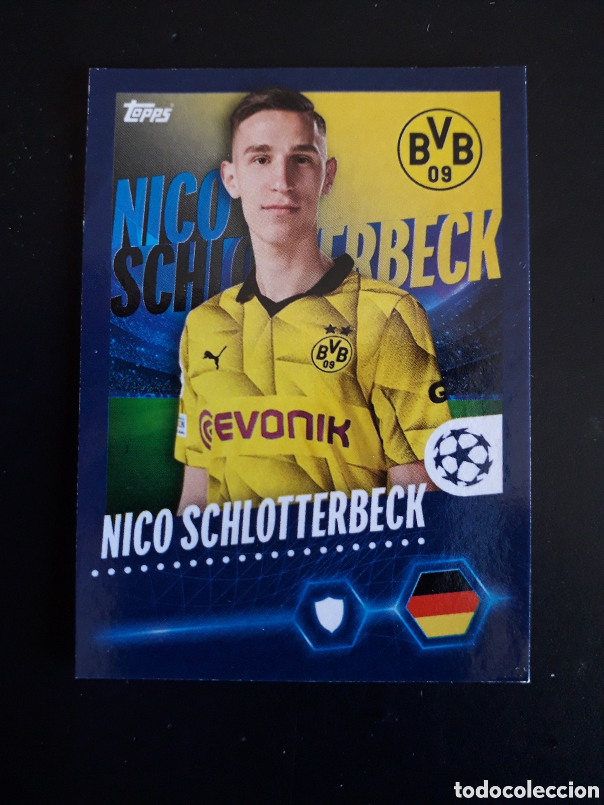 Figurine di Calcio: SCHLOTTERBECK BORUSSIA DORTMUND N&deg; 87 UEFA CHAMPIONS LEAGUE TOPPS 23 24 2023 2024 PEDIDO M&Iacute;NIMO 3&euro;