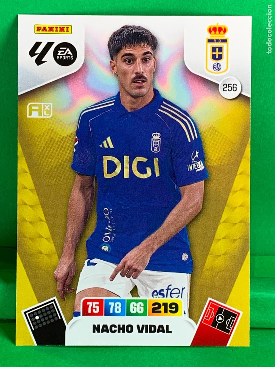 Cromos de F&uacute;tbol: 256 Nacho Vidal Real Oviedo Base card ADRENALYN XL LIGA 2025/2026 25 26 PANINI